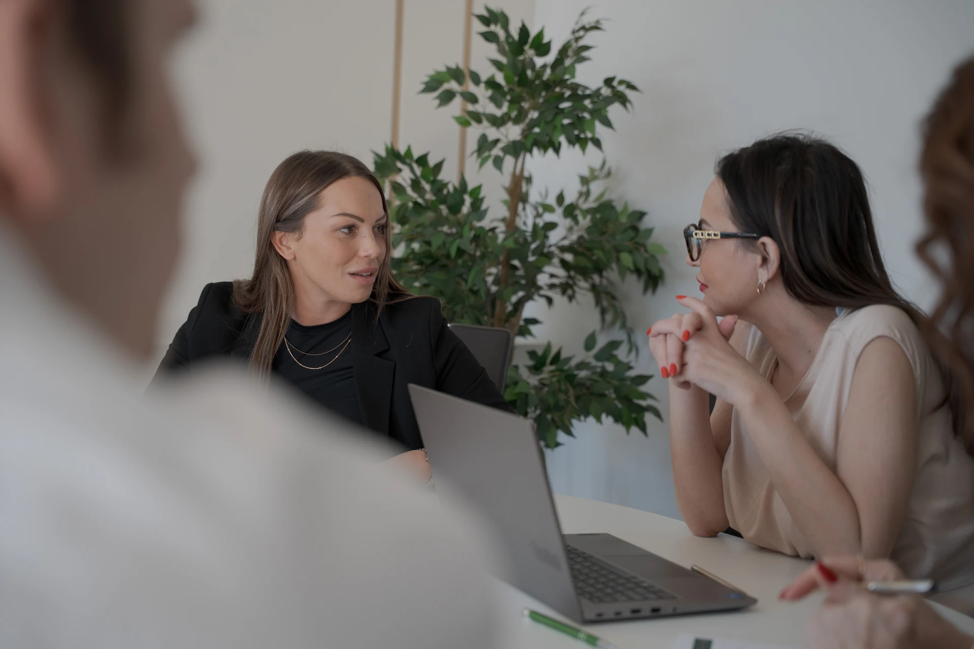 Authentische Corporate Fotografie für einen starken Personal Brand Auftritt