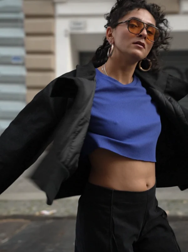 Social Media Fashion Ad für Modedesignerin Laura Gruener – dynamische Videoproduktion für Instagram Reels und TikTok von ArsMotion.