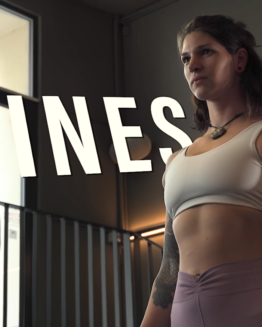 Thumbnail für das Fitness-Imagevideo von Ines Gruber: Hochwertiger Video-Content für Social Media Ads, produziert von ArsMotion.