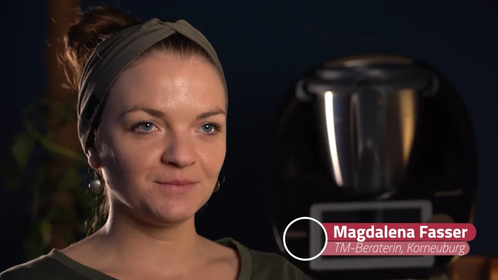 Kombination aus Interview-Szenen und Food-Nahaufnahmen: Dokumentation der Expertise und des Produkts im Einsatz für das Projekt Thermikitchen.